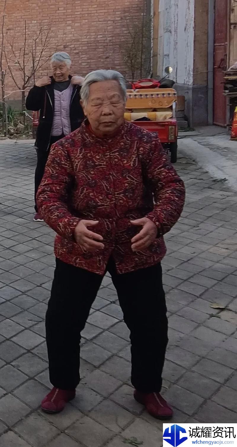 真人老太太实战镖客视频最新动态